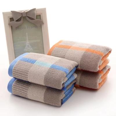 China China Factory Sustainable Soft And Super Water-absorbent Cotton Sport Towel With Pocket for sale