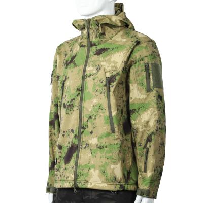 China Breathable Men, Soft Shell Jacket Army Camouflage Windproof Tactical Military Field Jacket Waterproof for sale