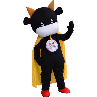 China Custom Made Eco-friendly Fur Cow Halloween Mascot Costume Celebration Event Cow Mascot Costume For Adult for sale