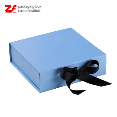 China Recycled Materials Low Price Folding Personalized Display Cardboard Box Large Retail Boxes For Magnetic Packiging for sale