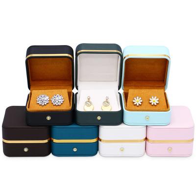 China Factory Direct Hot Selling High Quality Leather Custom Logo Jewelry Box Earring Box Earring Box Packaging Packaging for sale