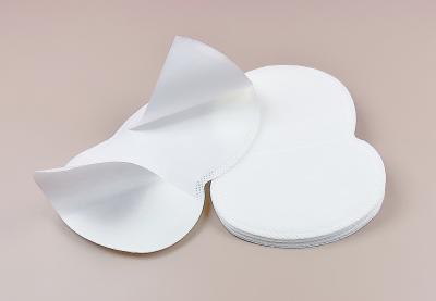 China Antiperspirant Disposable Underarm Sweat Pads Waterproof Absorbent Armpit Pads for sale