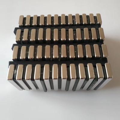 China Custom Cheap Super Strong Neodymium Block N52 Neodymium Magnet Industrial Magnet Factory Price N35 N38 N45 N52 Neodymium Magnet Good For Sale for sale