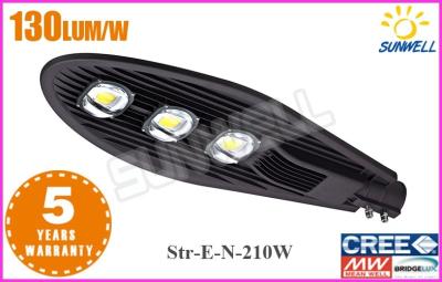 China 3000k imprägniern Straßenbeleuchtungs-Befestigungen 210W LED 110 lm/w - 130 lm/w zu verkaufen