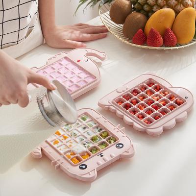 China Sustainable Bestselling Kids DIY Ice Chocolate Cube Molds Reusable Cute Animal PP Ice Cube Tray for sale