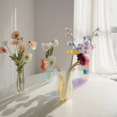 China Wholesale Clear Handmade Colorful Acrylic Crystal Round Desktop Vase Central Institute of Statistics Flower Vase Decoration for sale