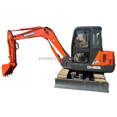 China Mini Digger Machine DH55 Used Doosan Excavator 6 Ton 5.5 Ton with MOOG Hydraulic Pump for sale