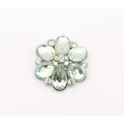 China Environmentally Friendly Promotional Fancy Zinc Alloy Shoulder Winfavor Magnetic Brooch Pin For Adult for sale