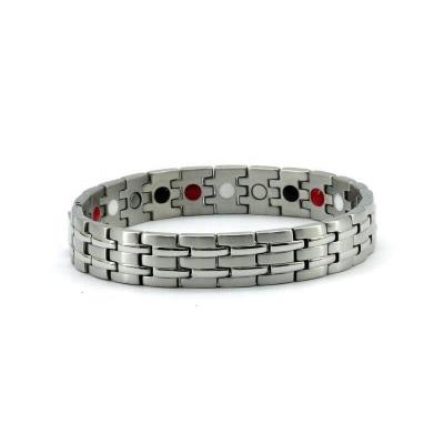 China Winfavour Link Environment Friendly More Effective IP Plated Magnetic Healing Magnetic Bracelet 4 In 1 For Ladies for sale