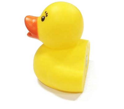 China 2022 New Europe Item 3D Soft Yellow PVC Ducks Bath Toy For Home Decoration for sale