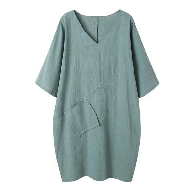 China Hot Selling New Style Anti-wrinkle Work Out Cotton Dress Women Canvas Short Sleeves V-Neckline Loose Plus Size Causal Dress for sale