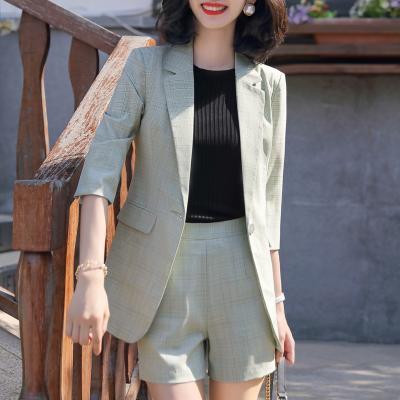 China Fashion Anti-wrinkle Suit Jacket Women's Half Sleeve Clothing for sale