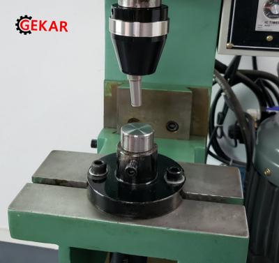 China Easy Operation Automatic Vibration Plate Feeding Hydraulic Pressure Riveting Machine Price for sale