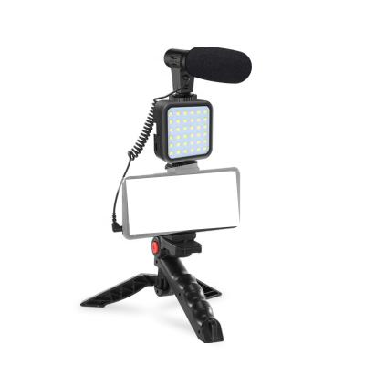 China Wired Microphone Led Video Light Camera Vlog Vlogging Kit Streaming Microphone For Smartphone for sale