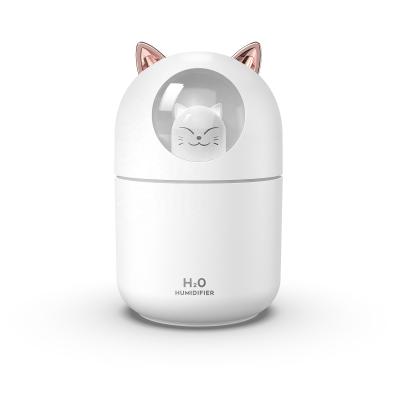 China Portable 300ml Mini Car USB Cute Pet Cat Air Humidifier for sale