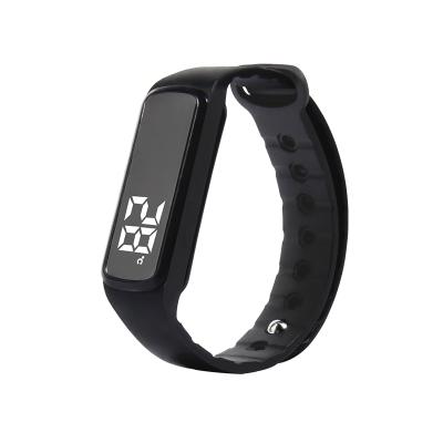 China Health Fitness Watch Calorie Pulse Pedometer 3D Pedometer Wristband Non-Specific Walking Wearable J-style Pedometer for sale