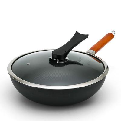 China Best Viable Wholesale Cast Iron Wok With Wooden Handle 32cm for sale