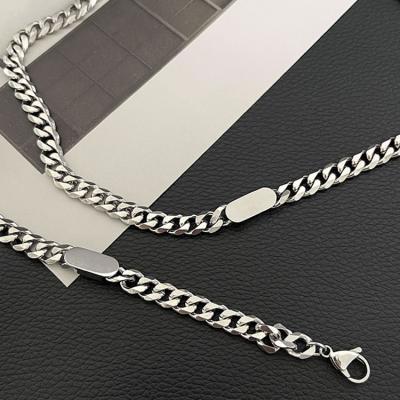 China Europe And America All Wholesale Fashion Steel Figaro Four Side Cuban Chain Milled Silver Lobster Buckle Design Hip Hop Necklace For Men for sale