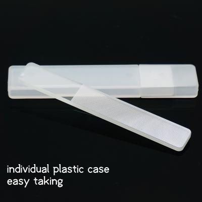 China Eco-friendly Custom Logo Nail Folder Wholesale Colored Glass Crystal Clear Nail Folder for sale