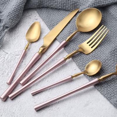 China Viable Korean Matte Black Spoon Fork Cutlery Set for sale