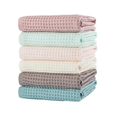 China Customizable 100% Super Soft Absorbent Cotton Logo Cotton Bath Towels Waffle Wholesale Absorbent Towels Quick Dry Customizable Towels for sale