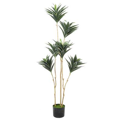 China Handmade Online Wholesale Fast Delivery Large Indoor And Outdoor Decoration Plastic Artificial Tree Plants for sale