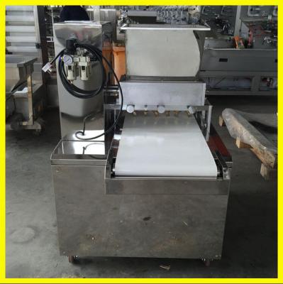 China Small Scale Automatic Cookies Making Machine for sale