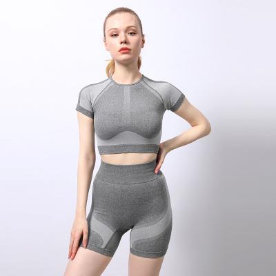 China 2022 Breathable Seamless Yoga Outfits 2 Piece Set Workout Gym Shorts And Short Sleeve Crop Top for sale