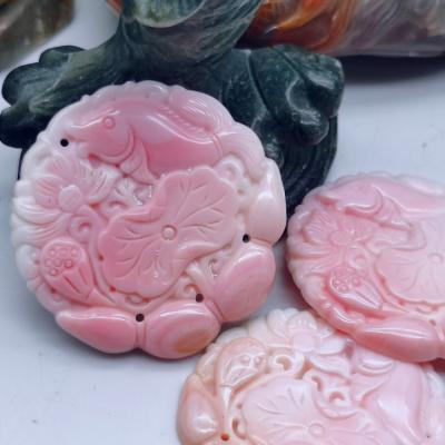 China Custom China Face Mother of Pearl Carving Cameo Around Black Lip Hand Carved Shell for sale