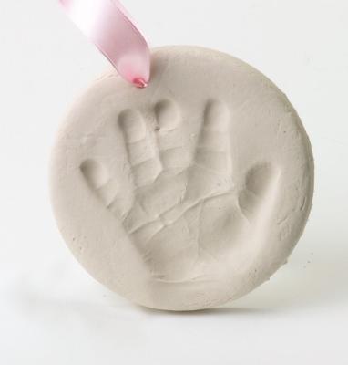 China Handprint Kit Footprint Kit Footprint Clay Wooden Keepsake for sale