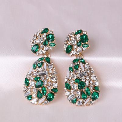 China Vintage Fashion Ins Color Diamond Earrings Jewelry Wholesale 2022 Big Trend Luxury Earrings Party Catwalk Drop Earrings For Women for sale