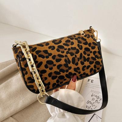 China Western style female armpit small plush bag niche bag western design fashion wild single shoulder messenger bag for sale