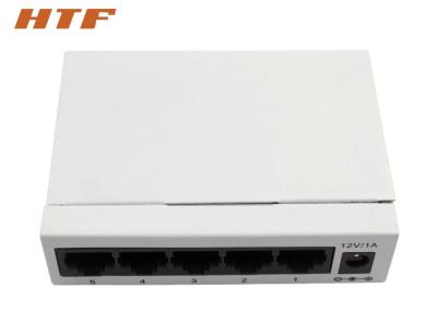 China Gigabit RJ45 5 Port Network Switch Plug & Play , Desktop / Rackmount Gigabit Switch  for sale