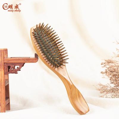 China Green Sandal Brush Wood Massage Paint Custom Logo Printing And Laser A Grade Luxury Green Sandal Wood Hair And Beard Brush Comb for sale