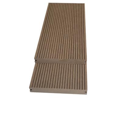 China Traditional Wood Plastic Composite Flooring Outdoor Garden Wood Grain Plastic Solid Flooring for sale