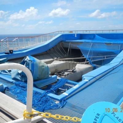 China Surfing Flowrider Water Ride Extreme Sport Fun 21.7m * 13.4m For Aqua Park for sale