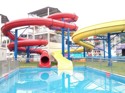 China Largura interna 0.8m do equipamento espiral longo do parque do Aqua do passeio da água à venda