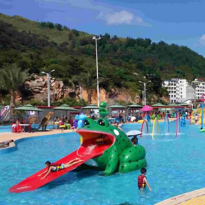 China Frosch-Form-Wasser-Pool-Dias, Aqua-Park-Fiberglas-kleines Dia für Kinder zu verkaufen