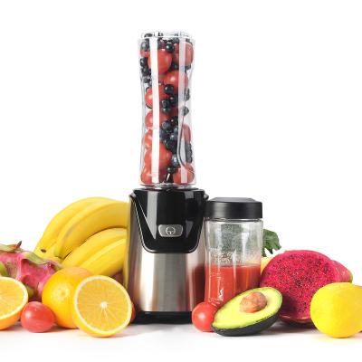 China Easy Operate Portable Cool Juice Blenders And Blender With Custom Logo for sale