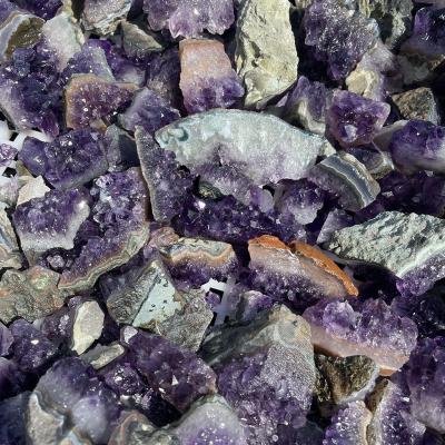 China Europe Wholesale Natural Amethyst Crystal Geode Small Uruguay Amethyst Cluster for sale