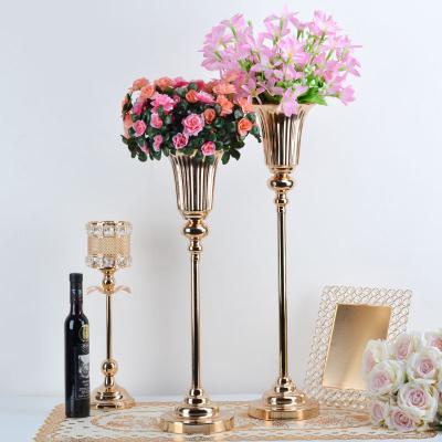 China Home Decoration Wedding Decoration Metal Vase Table Centerpiece Flower Stand Wedding Envents Vase for sale