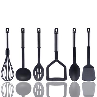 China Sustainable Household Utensils Black Kitchen Cookware Spoon Colander 6 Pcs / Set Nylon Kitchen Utensils Set for sale