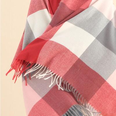 China Scottish woolen plaid shawl toros tacky scarf hand feel soft design for sale