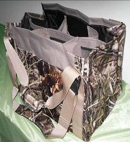 China Lightweight 600 Denier Polyester Decoy Bag, Tear Resistant Camo Hunting Backpack With Outside Pocket for sale