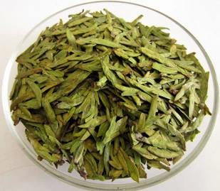 China West Lake Tight Flat Longjing Green Tea , Early Spring Minqian Lungching Tea for sale