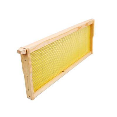 China Farms Wholesale Assembled WoodenBee Deep and Medium Beehive Frame for sale