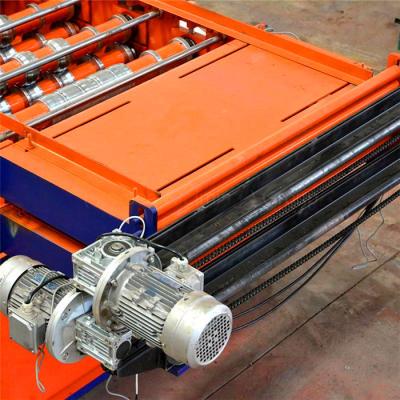 China Corrugated Roof Tile Metal Sheet Roll Forming Machine In Tile Making Machinery for sale