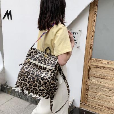 China Vintage Retro Mini Laptop Travel Campus Colleague Custom Made School Anti-theft Women Escolares Mochilas Mujer Leopard Casual Backpack for sale