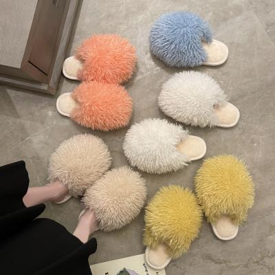 China Luxury 2021 fashion trend autumn and winter new candy color jelly furry fashion furry winter indoor and outdoor plush female Korean bedroom slippers for sale