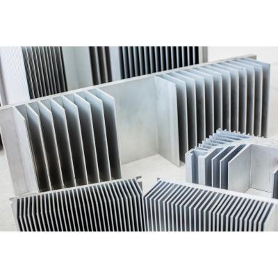 China DINGJIE Radiator Extrusion Radiators Anodize Aluminum Customized Radiator Square Is T3-T8 ±1% Alloy 6000 Series for sale